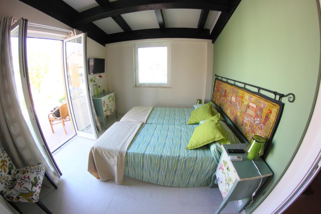 B&B I Fiori Del Mare Агрополи Екстериор снимка