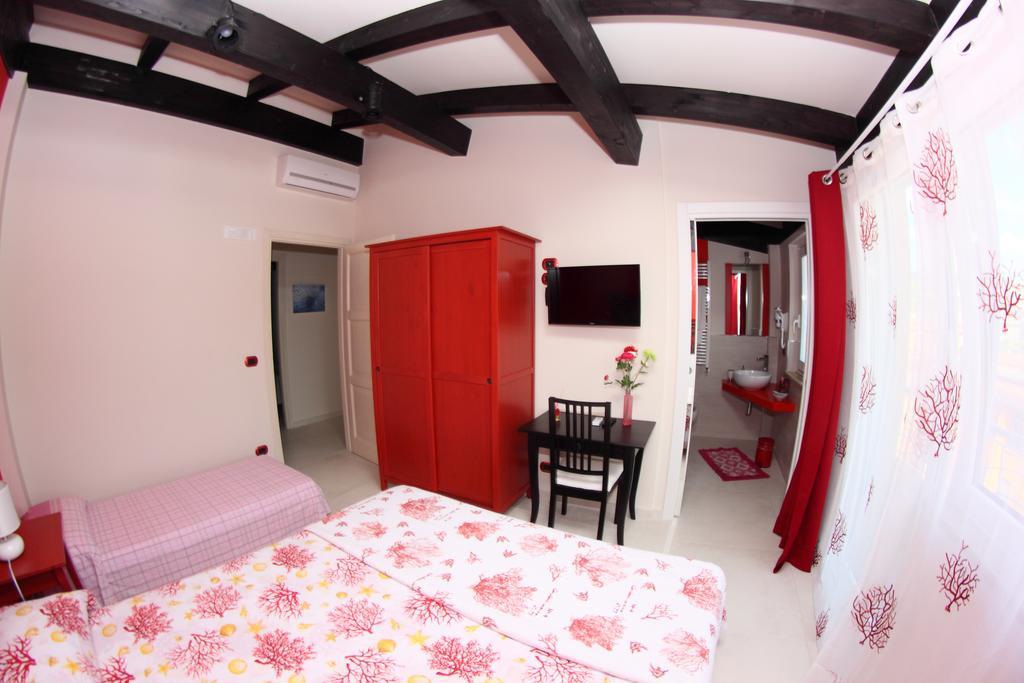 B&B I Fiori Del Mare Агрополи Екстериор снимка